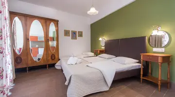 Nami Hotel & Suite