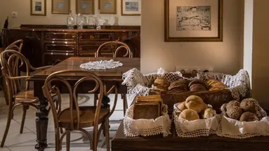 Nami Hotel & Suite