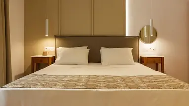 NAMI HOTEL & SUITES