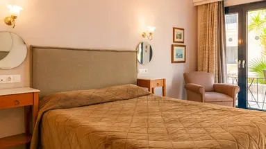 NAMI HOTEL & SUITES