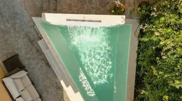 NAMI HOTEL & SUITES