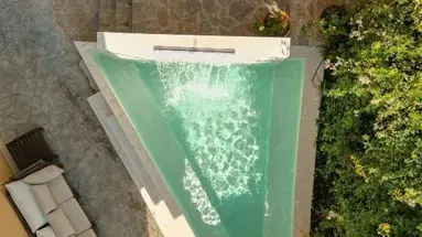 NAMI HOTEL & SUITES