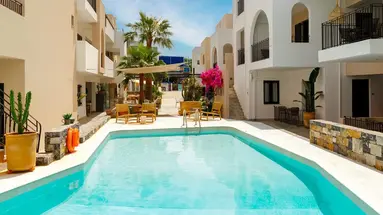 NAMI HOTEL & SUITES