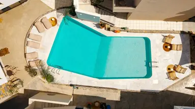 NAMI HOTEL & SUITES