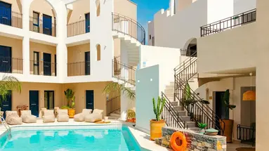 NAMI HOTEL & SUITES
