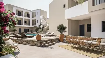 NAMI HOTEL & SUITES