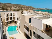 NAMI HOTEL & SUITES