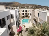 Nami Hotel & Suites