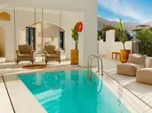 NAMI HOTEL & SUITES