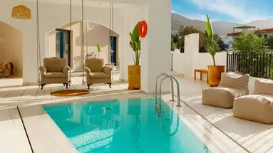 NAMI HOTEL & SUITES