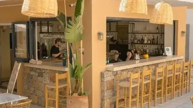 NAMI HOTEL & SUITES
