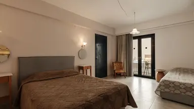 Nami Hotel & Suites