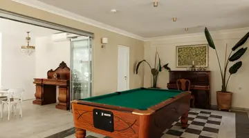 Nami Hotel & Suites