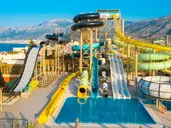 NANA GOLDEN BEACH