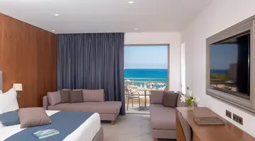 NANA GOLDEN BEACH