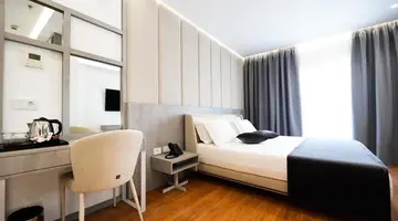 Naos Luxury Hotel