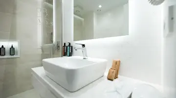 Naos Luxury Hotel