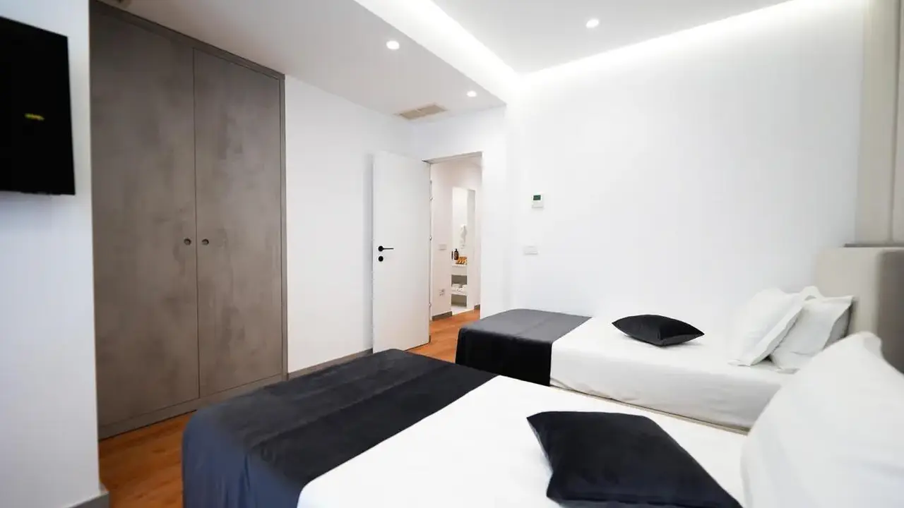 Naos Luxury Hotel