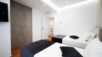 Naos Luxury Hotel
