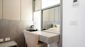 Naos Luxury Hotel