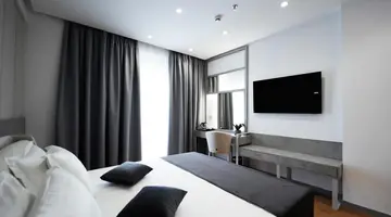 Naos Luxury Hotel