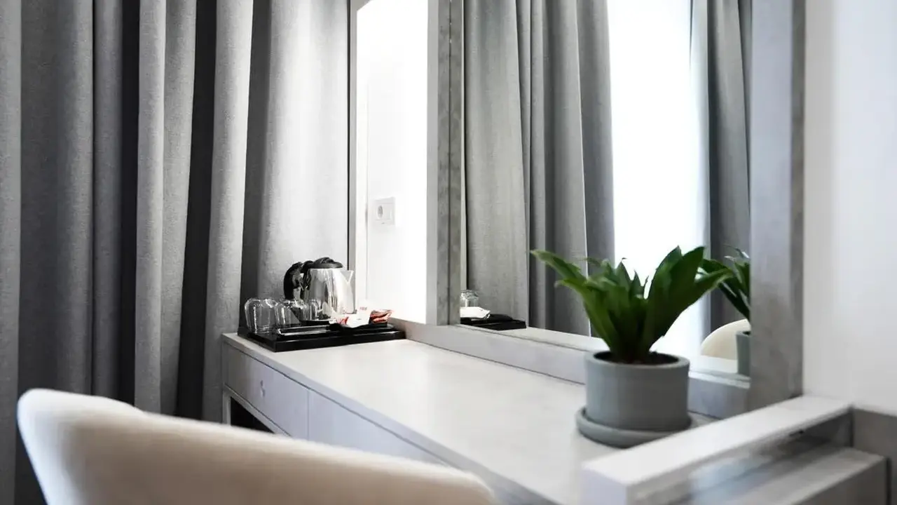 Naos Luxury Hotel