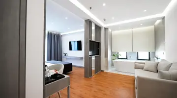 Naos Luxury Hotel