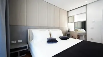 Naos Luxury Hotel