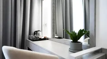 Naos Luxury Hotel