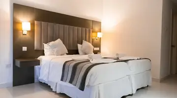 Napa Jay Hotel