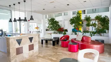 Napa Jay Hotel