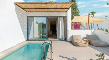 Napa Mermaid Hotel & Suites