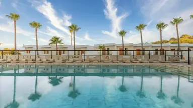 Napa Mermaid Hotel & Suites
