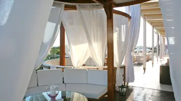 NAPA MERMAID HOTEL & SUITES