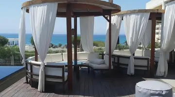 NAPA MERMAID HOTEL & SUITES