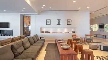 Napa Mermaid Hotel & Suites
