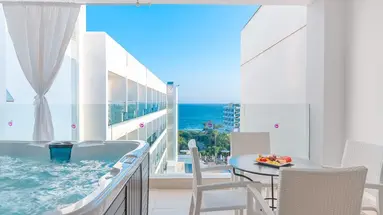 Napa Mermaid Hotel & Suites