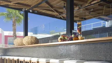 Napa Mermaid Hotel & Suites