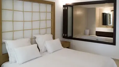 Napa Mermaid Hotel & Suites