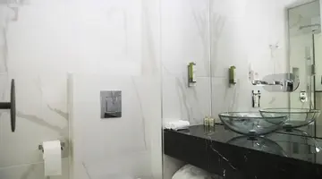 Napa Mermaid Hotel & Suites