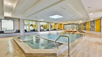 Napa Mermaid Hotel & Suites