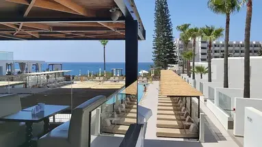 Napa Mermaid Hotel & Suites