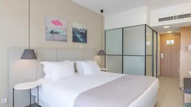 Napa Mermaid Hotel & Suites