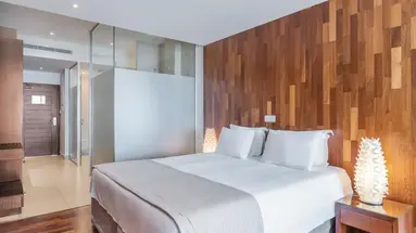 Napa Mermaid Hotel & Suites