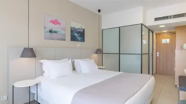 Napa Mermaid Hotel & Suites