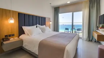 Napa Mermaid Hotel & Suites