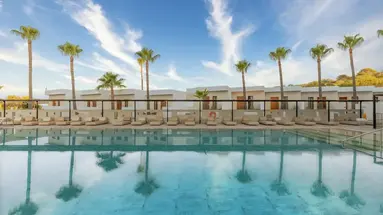 Napa Mermaid Hotel & Suites