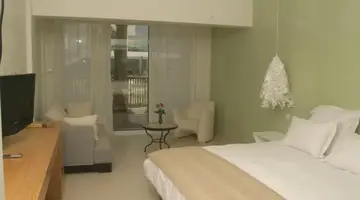 NAPA MERMAID HOTEL & SUITES