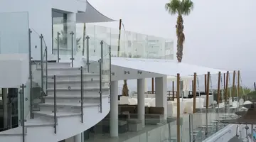 Napa Mermaid Hotel & Suites