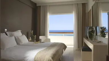 Napa Mermaid Hotel & Suites